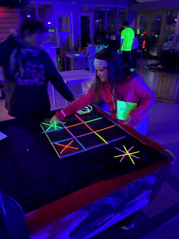 Glow in the dark Game Night — Activiteiten — Stadsboerderijen